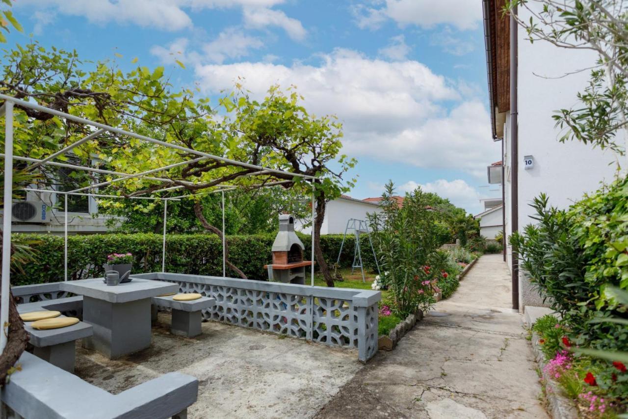 Adrijana 2 Apartment Krk Town Bagian luar foto