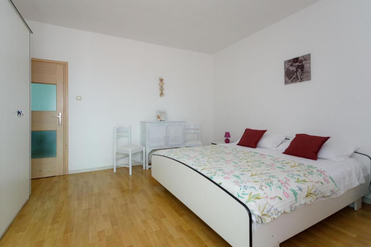 Adrijana 2 Apartment Krk Town Bagian luar foto